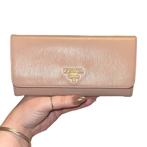 Prada Vitello Move Continental Cammeo Wallet - Picture 1 of 14